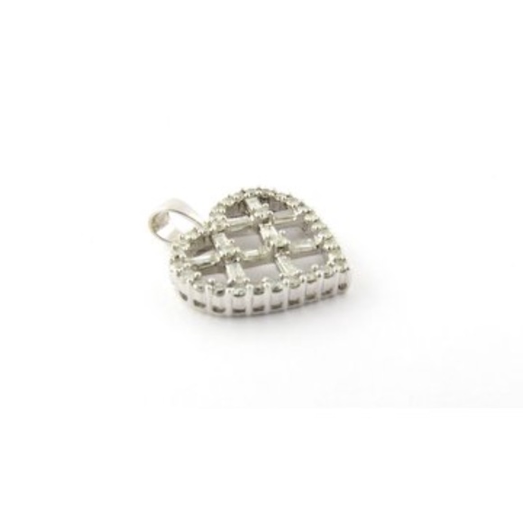 Vintage 14K White Gold Diamond Criss Cross Heart Pendant #1386 - Picture 5 of 9